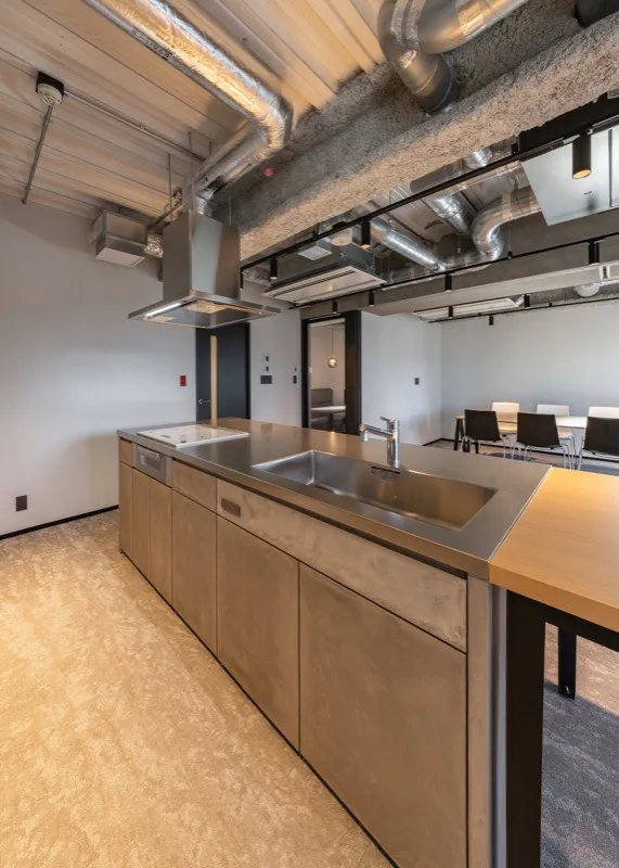 シーラ馬車道 内装